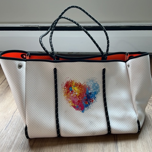 Haute Shore Bag - Picture 2 of 8